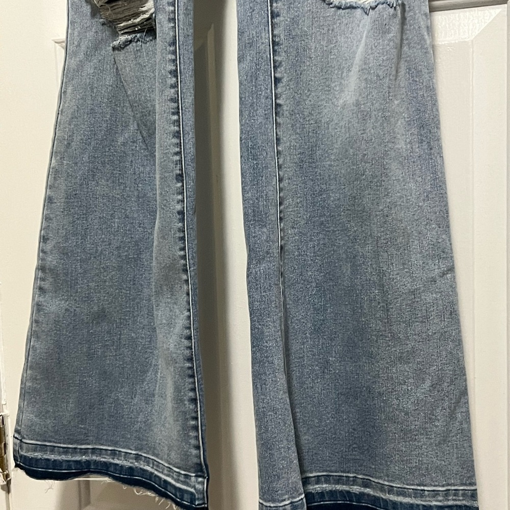True Craft High Rise ⬆️ Flare Jeans👖 ➡️ NWT 🏷️ size 15R - Picture 3 of 6